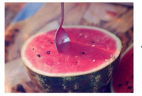 易起吃瓜,揭秘娱乐圈那些不为人知的幕后故事